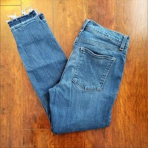 Pistola, released hem jeans